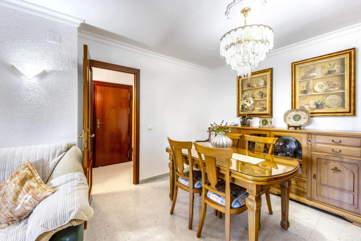 Sale of apartment in Calle Alfonso XIII, 3 -4, Marbella
photo 1
