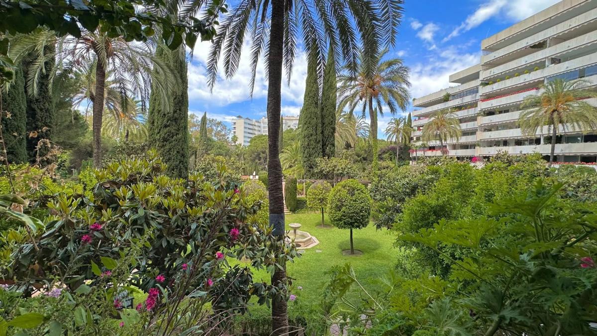 Sale of apartment in Calle Arturo Soria, 1 B, Marbella
photo 5