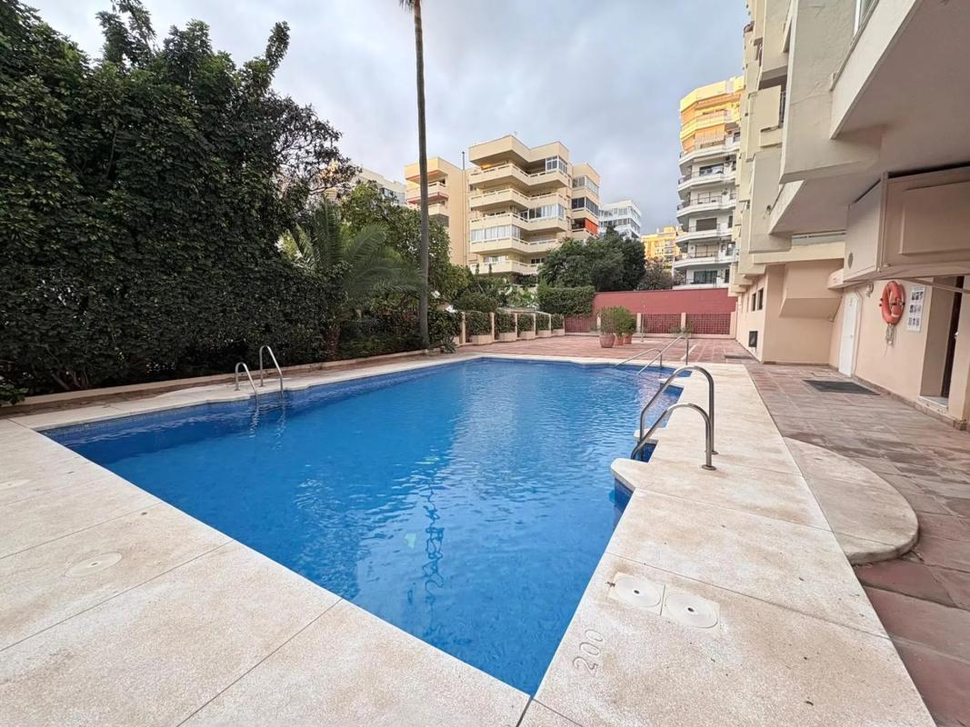Sale of apartment in Calle Pablo Casals, Marbella
 photo 3