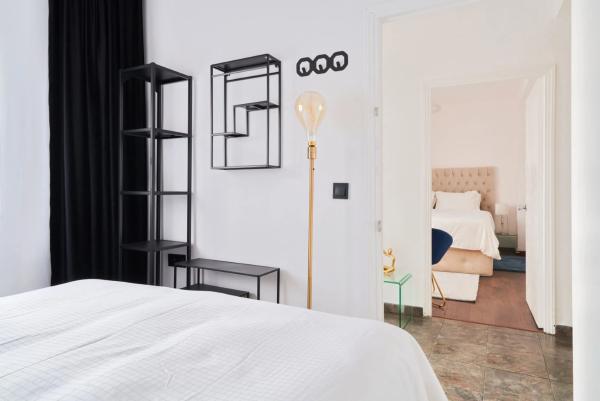 Terraced house for sale at Barrio Casco Antiguo , Marbella thumbnail 2