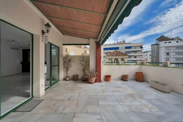 Mansarda na sprzedaż w Avenida Ricardo Soriano, Marbella photo 1
