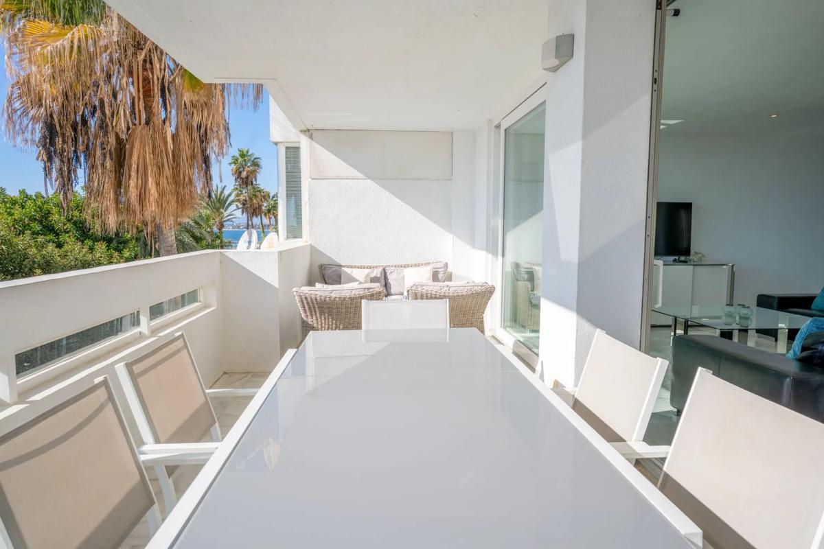 Продажа квартиры на Barrio Playa Bajadilla-Puertos, Марбелла
 photo 3