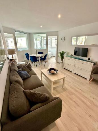 Piso en venta en Avenida Duque de Ahumada, 11, Marbella
thumbnail 1