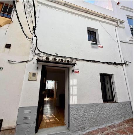 Terraced house for sale at Old town s/n , Marbella thumbnail 2