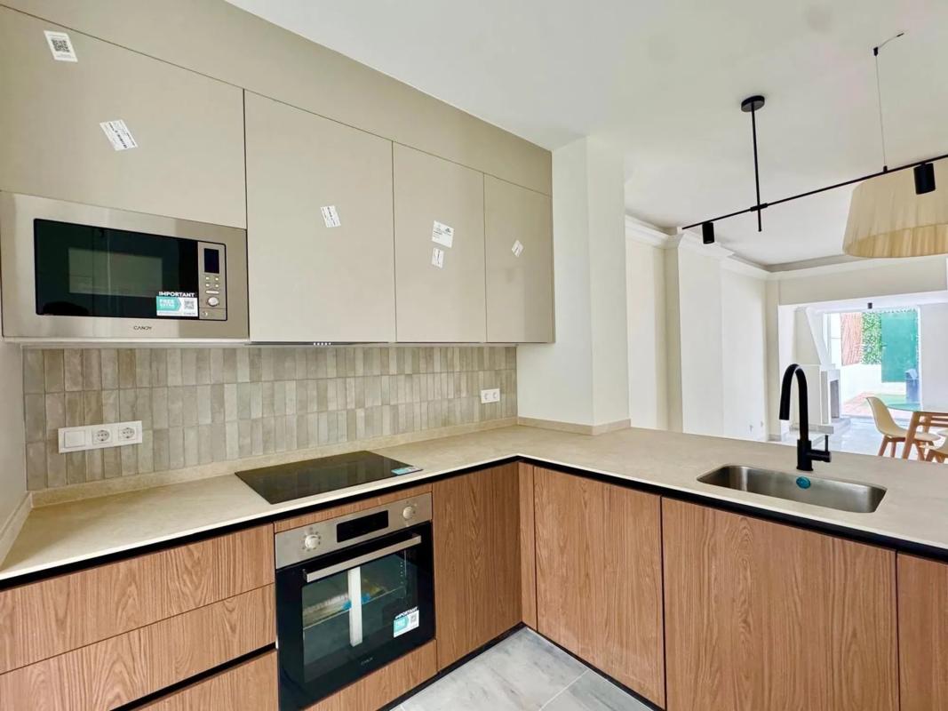 Продажа квартиры на Barrio Playa de la Fontanilla, Марбелла
photo 5