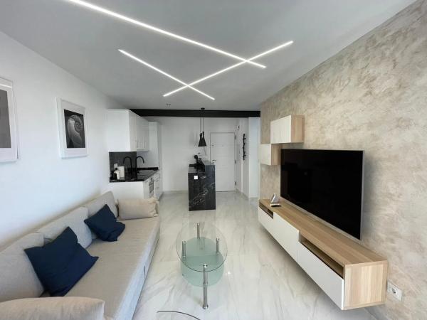 Piso en venta en Avenida Duque de Ahumada, 11, Marbella
thumbnail 2