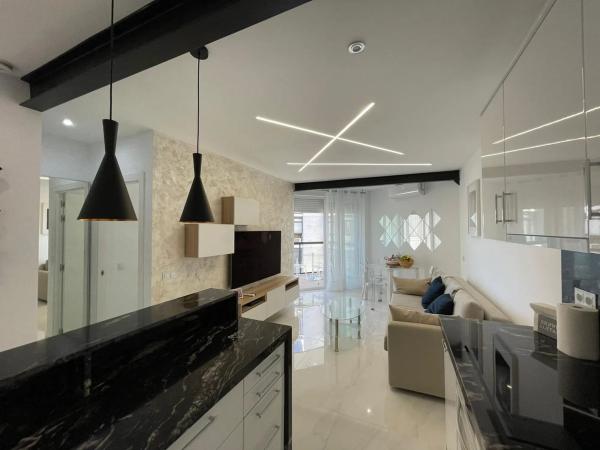 Piso en venta en Avenida Duque de Ahumada, 11, Marbella
 photo 4
