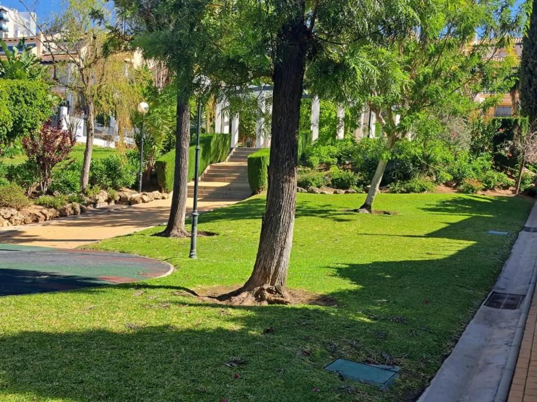 Venta de chalet adosado en Conjunto Residencial el Trapiche , Marbella photo 1