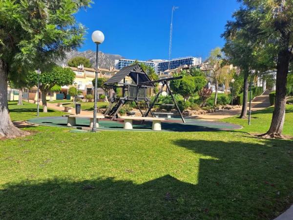 Terraced house for sale at Conjunto Residencial el Trapiche , Marbella thumbnail 1