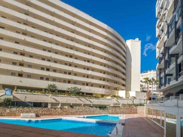 Mieszkanie na sprzedaż w Barrio Playa de la Fontanilla, Marbella photo 1