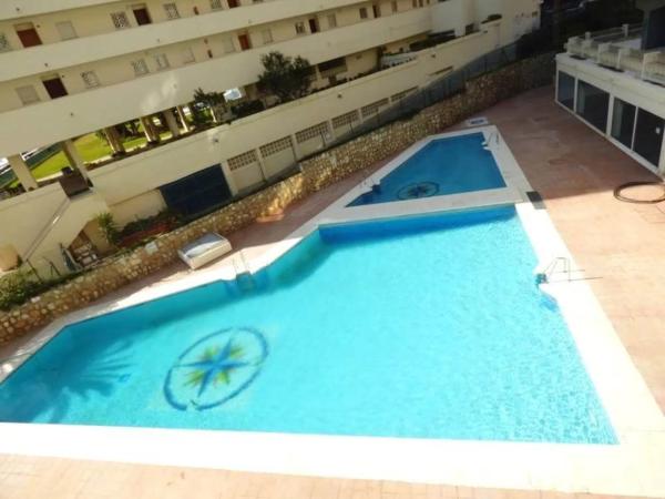 Mieszkanie na sprzedaż w Barrio Playa de la Fontanilla, Marbella thumbnail 1
