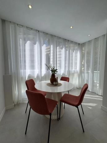 Mieszkanie na sprzedaż w  Barrio Playa de la Fontanilla, Marbella photo 4