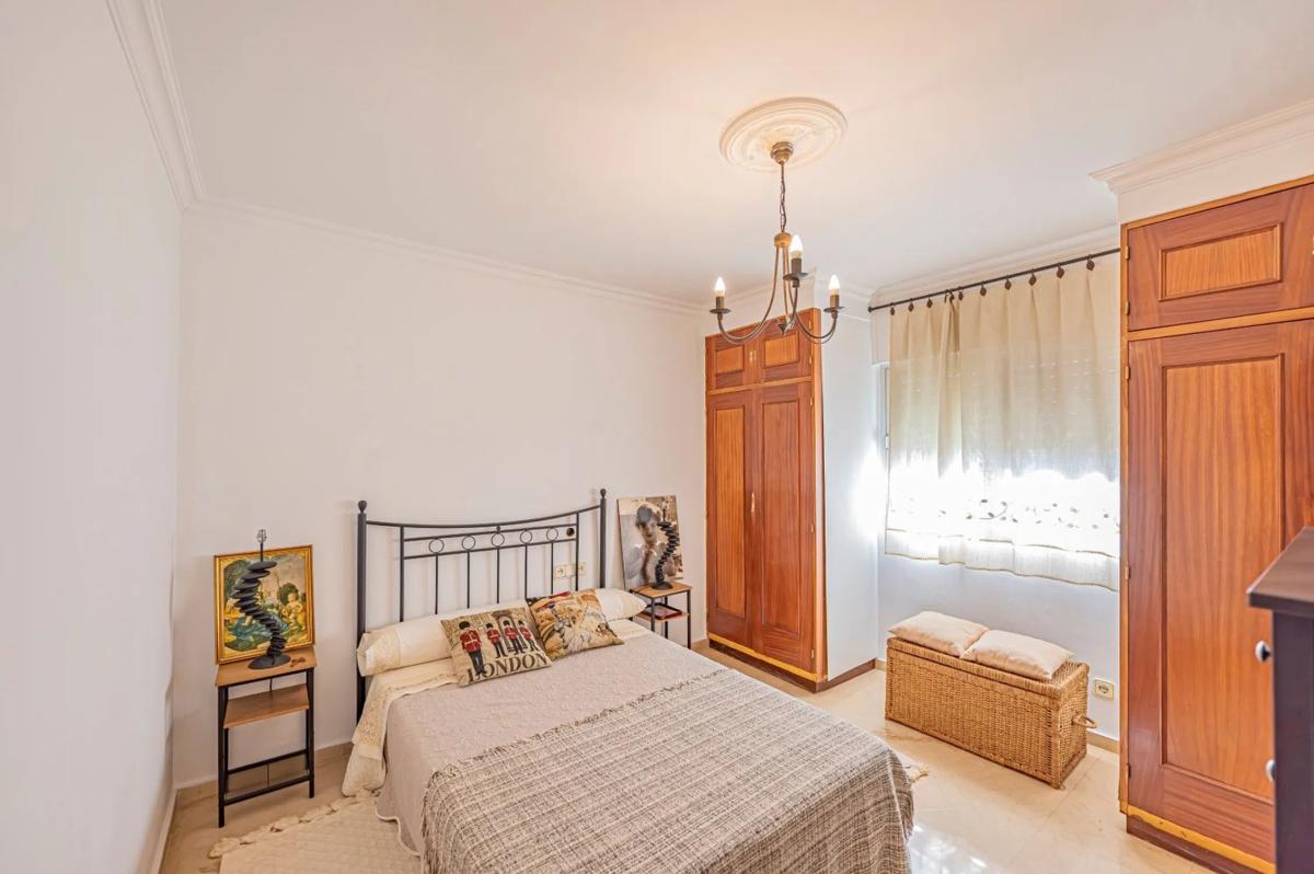 Sale of independent chalet in Barrio La Patera, Marbella
 photo 5