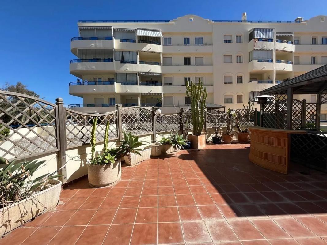 Sprzedaż mieszkania w Avenida Príncipe Salman, Marbella
photo 1