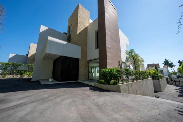 Chalet independiente en venta en Calle Vigil de Quiñones, Marbella
photo 1