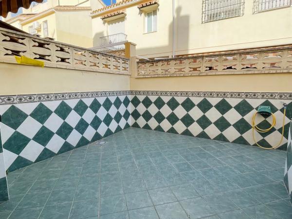Terraced house for sale at Calle Poeta muñoz rojas, 77 , Marbella thumbnail 1