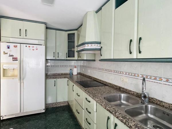 Terraced house for sale at  Calle Poeta muñoz rojas, 77 , Marbella photo 4