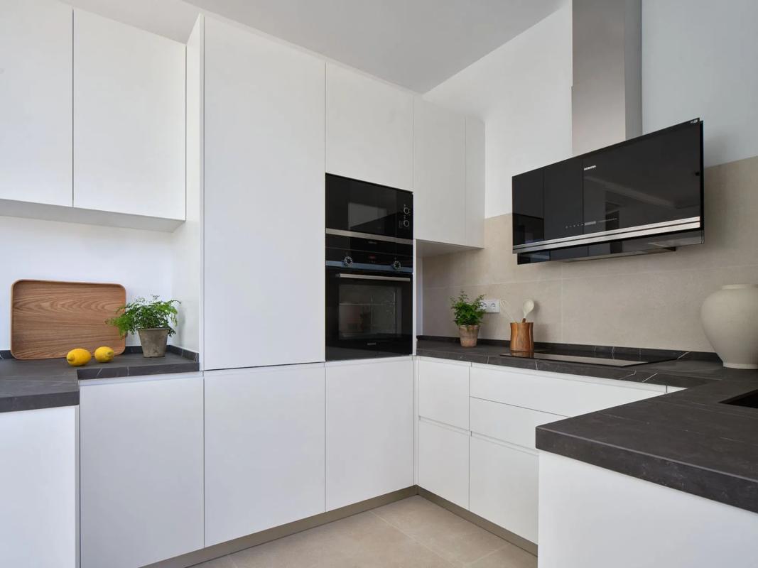 Sale of independent chalet in Urbanizacion Valdeolletas, 14, Marbella
 photo 3