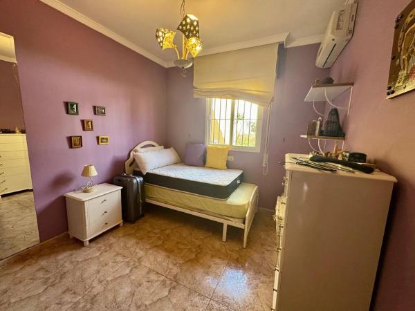 Terraced house for sale at Calle la Pimienta s/n , Marbella thumbnail 2