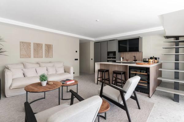 Duplex en venta en Calle Alonso de Bazán, 19, Marbella thumbnail 2