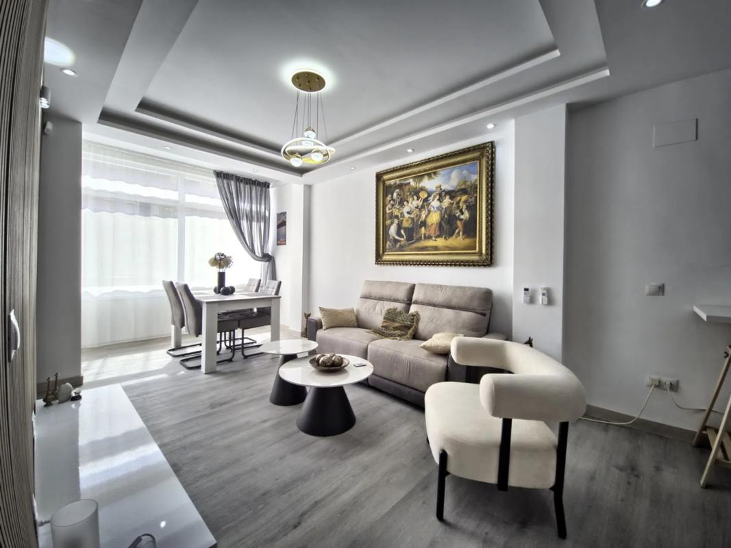 Продажа квартиры на Avenida Ricardo Soriano, Марбелла
 photo 2