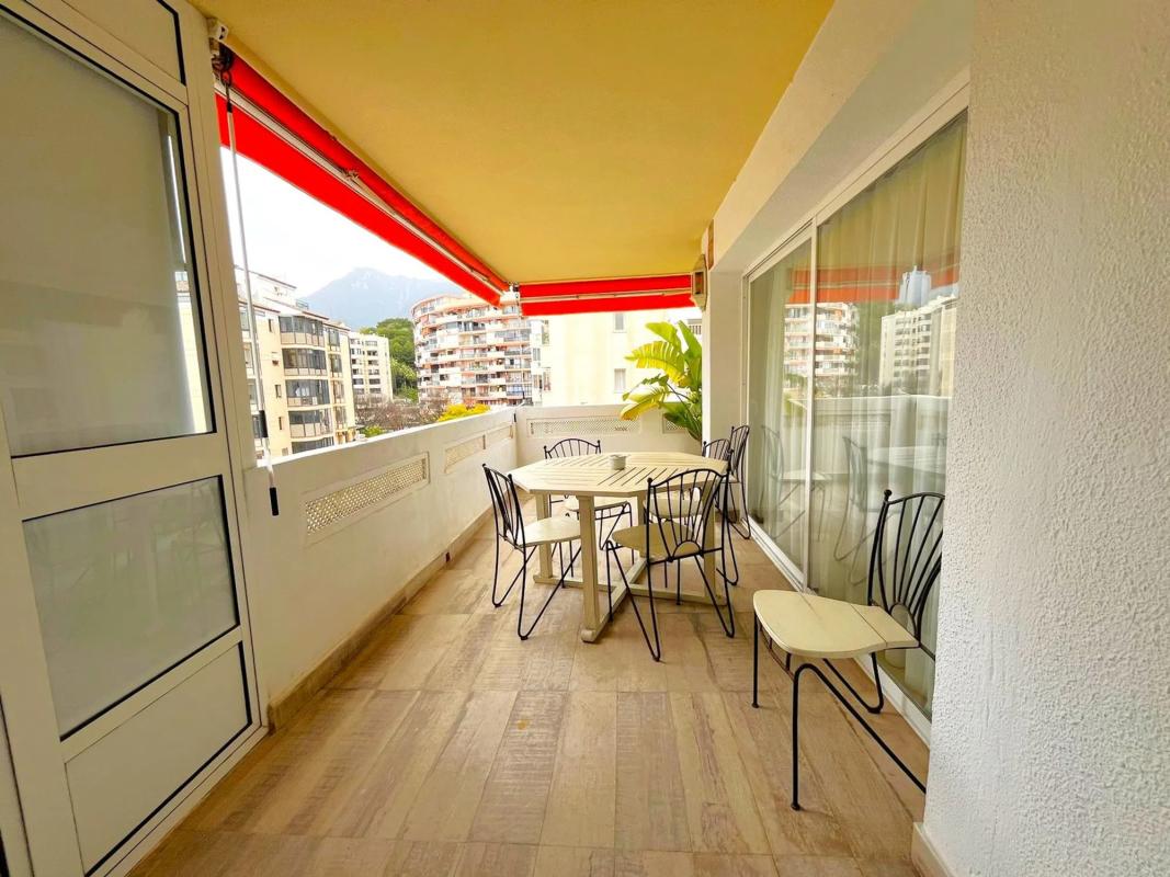 Sprzedaż mieszkania w Calle de Ramón Gómez de la Serna, Marbella
 photo 3