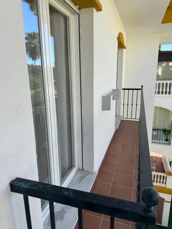 Venta de piso en Avenida Príncipe Salman s/n, Marbella
photo 2