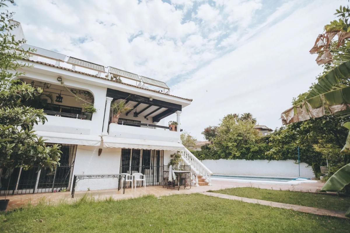 Sale of independent chalet in Calle los Olivos, 5 B, Marbella
photo 3