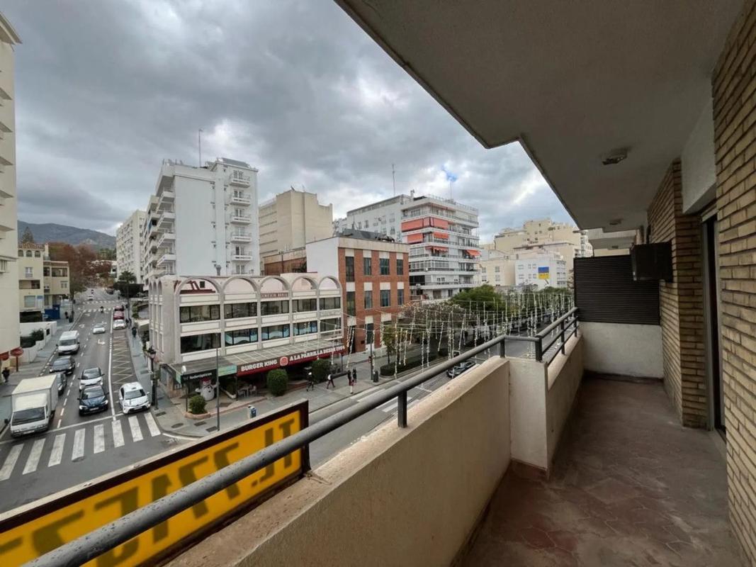 Продажа квартиры на Calle Nuestra Señora de Gracia, Марбелла
 photo 4