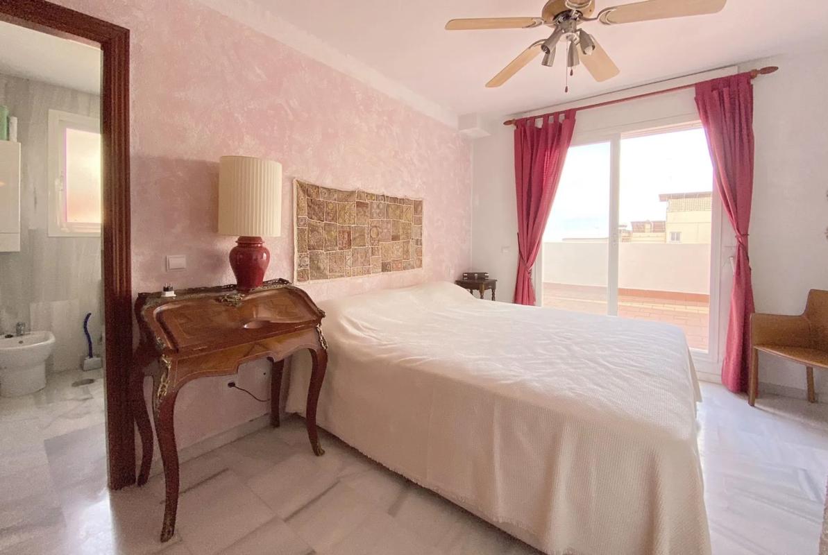 Sprzedaż poddasza w Barrio Ricardo Soriano, Marbella photo 1