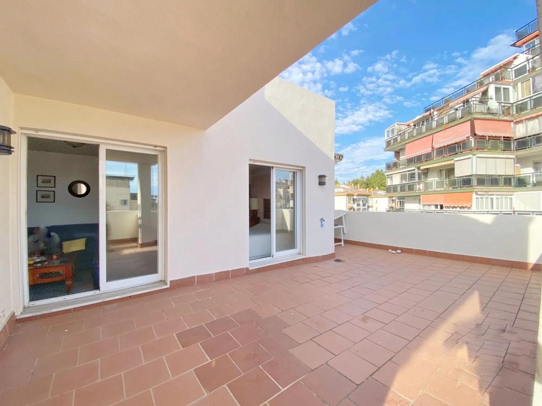 Sprzedaż poddasza w Barrio Ricardo Soriano, Marbella photo 4