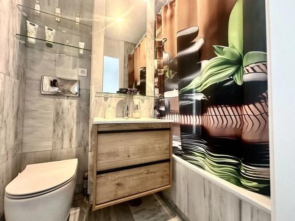 Duplex en venta en Barrio Playa de la Fontanilla, Marbella thumbnail 2