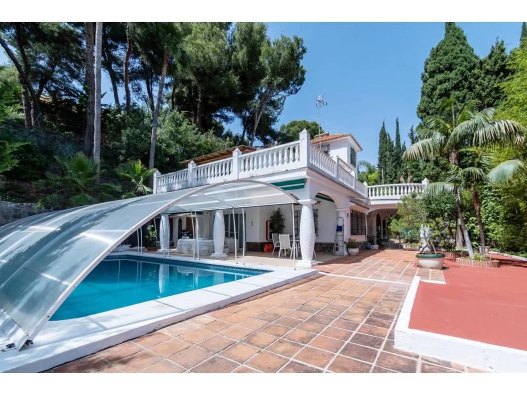 Sale of independent chalet in Calle Jacinto Benavente, 4, Marbella
 photo 4