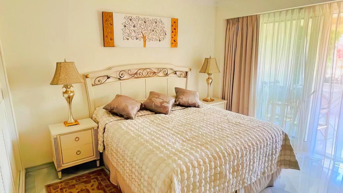 Venta de piso en Calle Arturo Rubinstein s/n, Marbella
photo 5