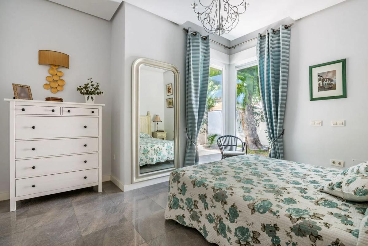 Venta de chalet independiente en Barrio Huerta Belón-Calvario, Marbella
 photo 5