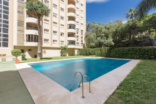 Mieszkanie na sprzedaż w  Barrio Ricardo Soriano, Marbella photo 3