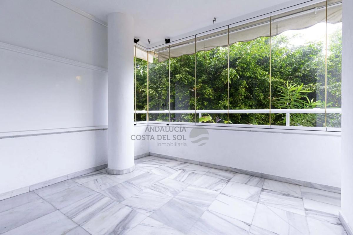 Venta de duplex en Avenida Severo Ochoa, 12, Marbella photo 5