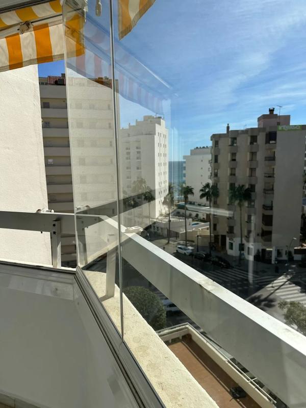 Sprzedaż mieszkania w Calle Camilo José Cela, Marbella
photo 1