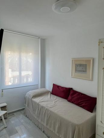 Mieszkanie na sprzedaż w  Calle Camilo José Cela, Marbella photo 3