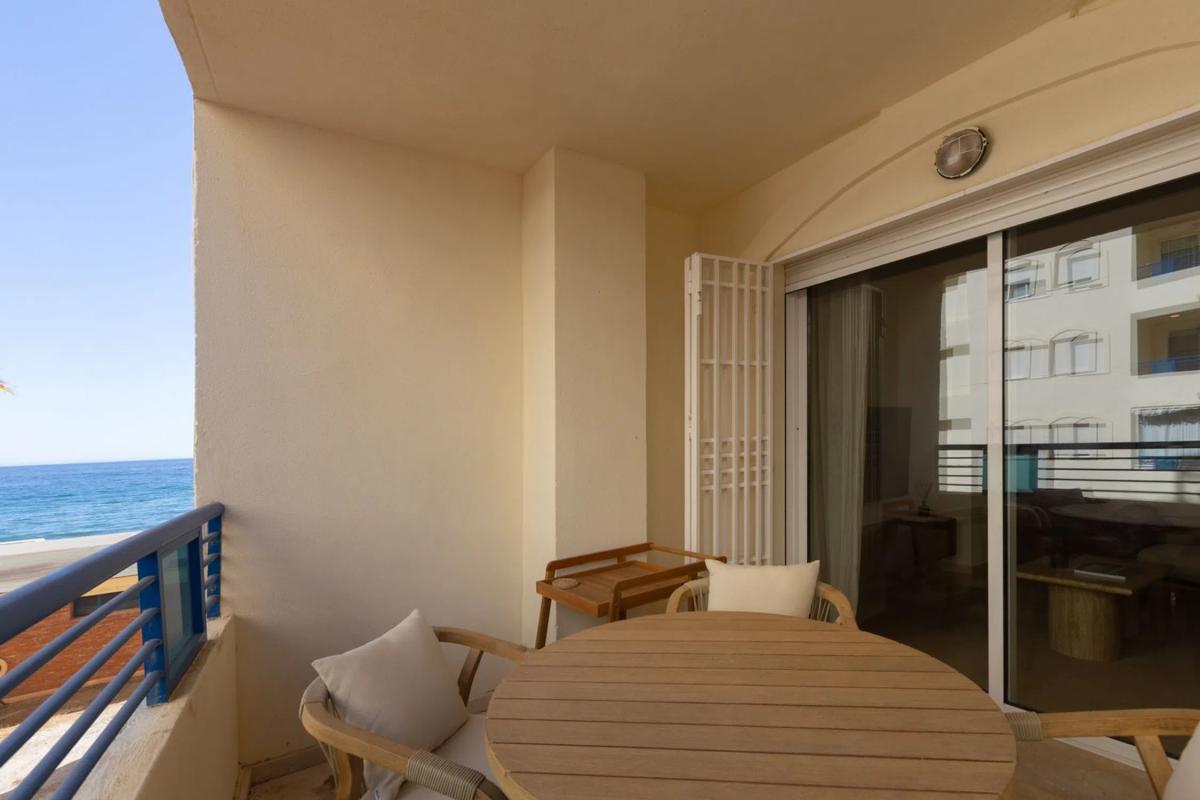 Sprzedaż mieszkania w Calle Juan de la Cierva, Marbella
photo 1