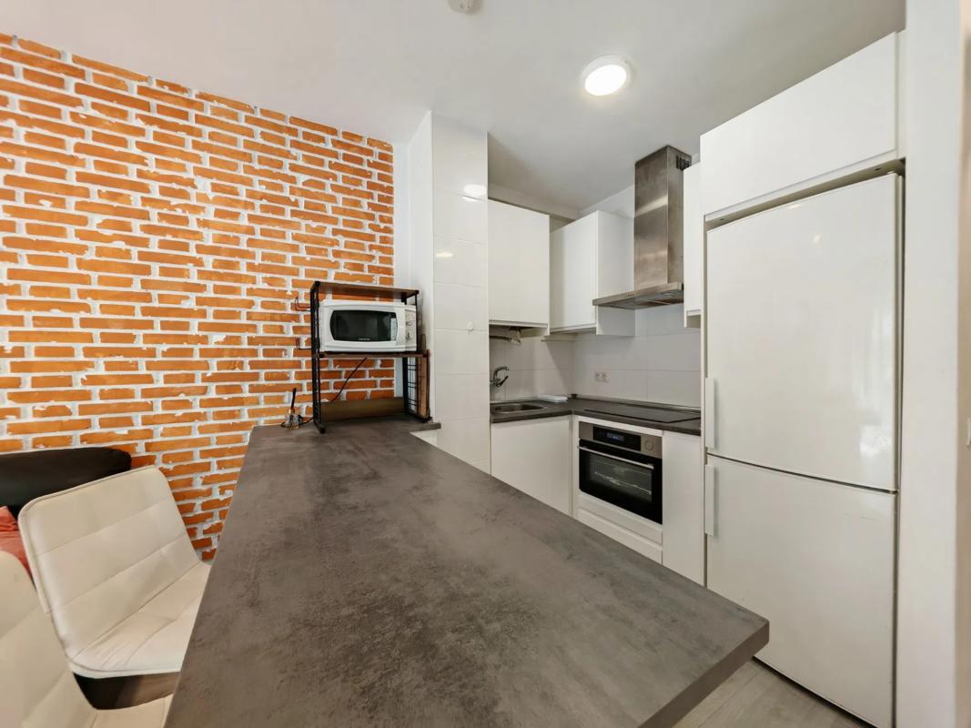 Sprzedaż mieszkania w Barrio Playa Bajadilla-Puertos, Marbella
 photo 4