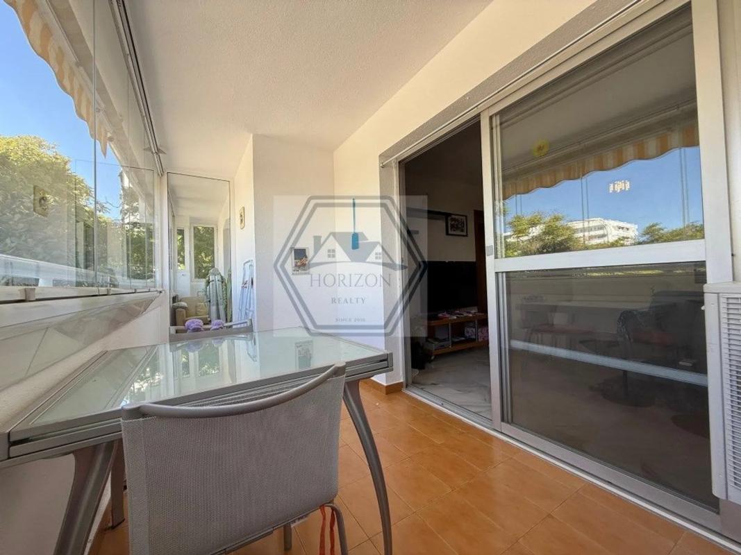 Sale of apartment in Plaza Ramon Martinez, Marbella
 photo 3