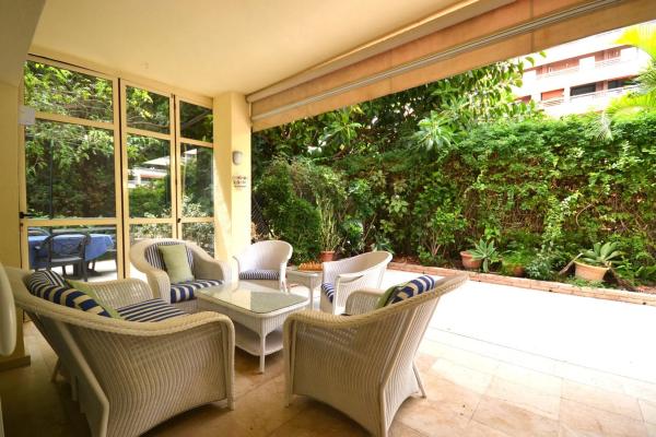 Apartment for sale in  Calle Alonso de Bazán, 15, Marbella photo 3