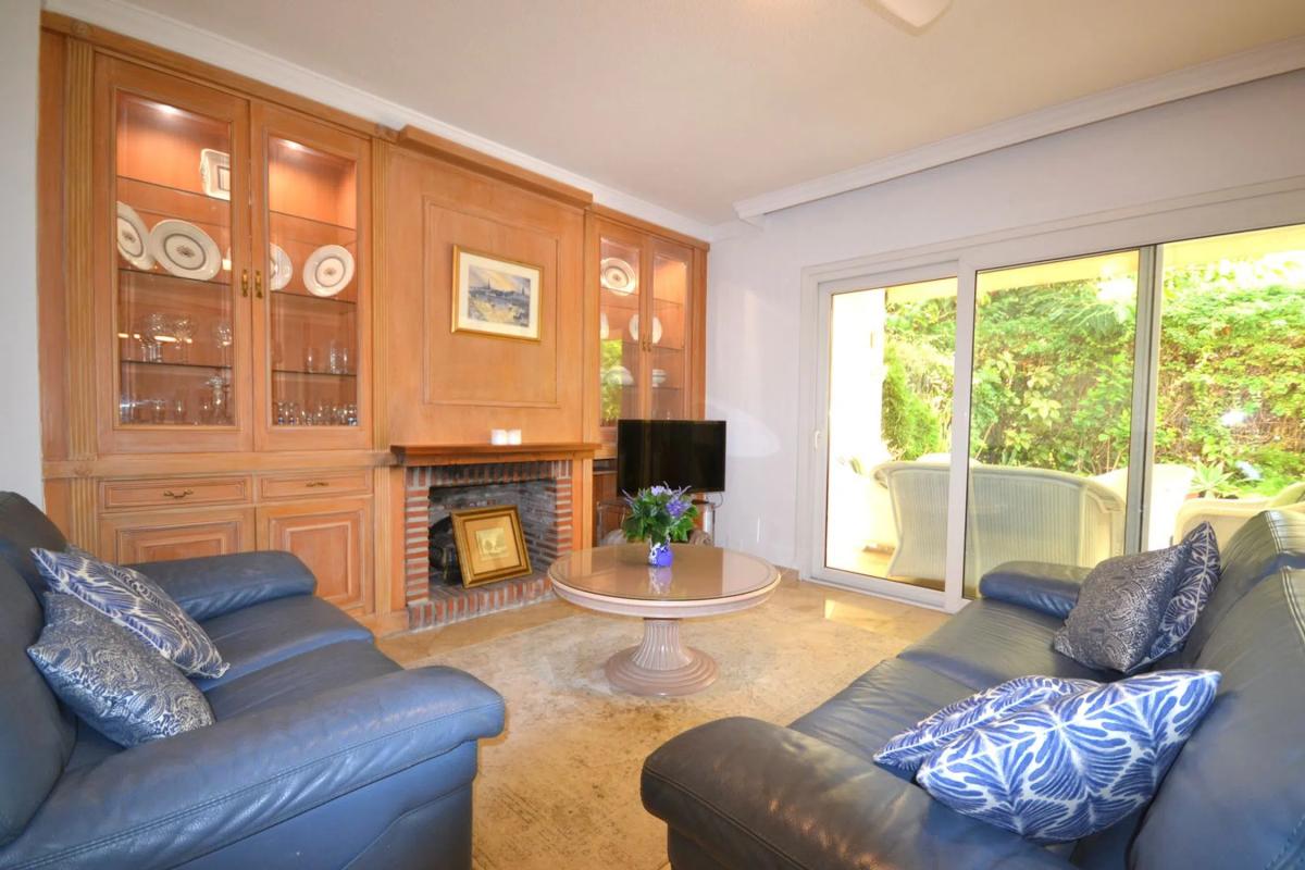Sale of apartment in Calle Alonso de Bazán, 15, Marbella
photo 5