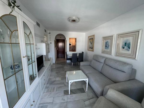 Apartment for sale in  Calle Camilo José Cela, 12, Marbella photo 4