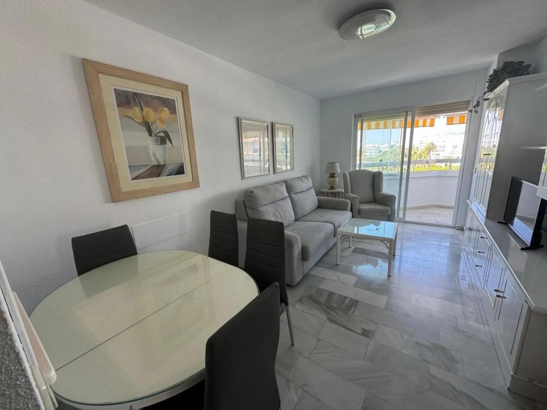 Sale of apartment in Calle Camilo José Cela, 12, Marbella
 photo 5