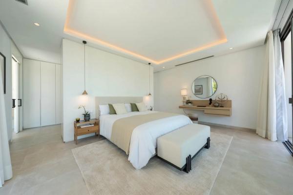 Chalet independiente en venta en Avenida Cánovas del Castillo, 18, Marbella
 photo 1