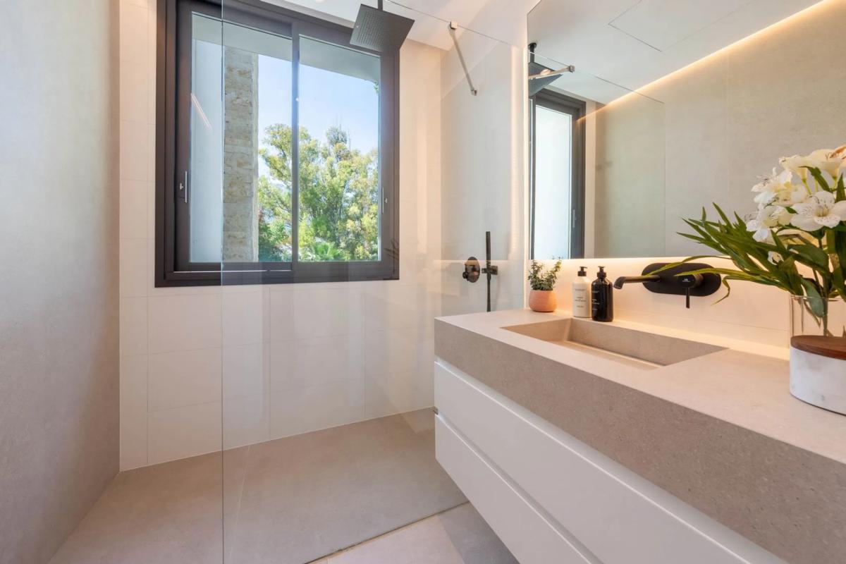 Sale of independent chalet in Avenida Cánovas del Castillo, 18, Marbella
 photo 5