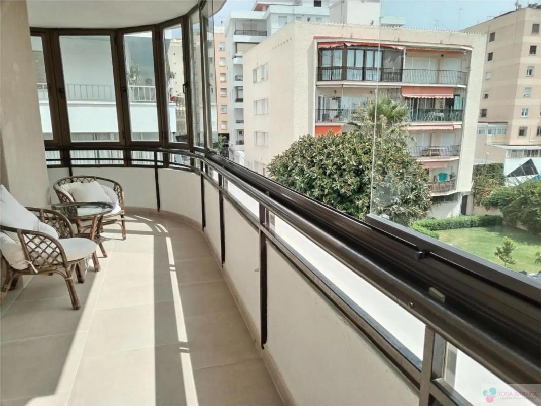 Sale of apartment in Barrio Playa Bajadilla-Puertos, Marbella
photo 1