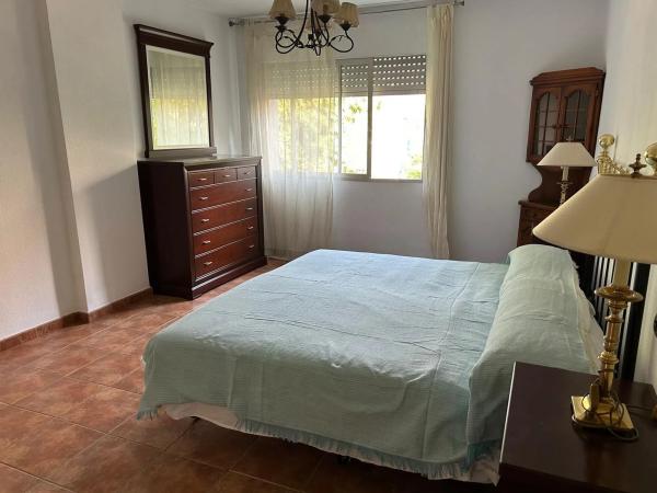 Piso en venta en Calle Arias de Velasco, 29, Marbella
thumbnail 1
